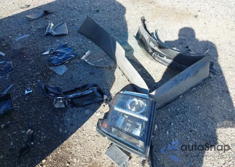 2015 Chevrolet Suburban 1500 Ltz z USA, uszkodzony, nr VIN 1GNSCKKC9FR695688